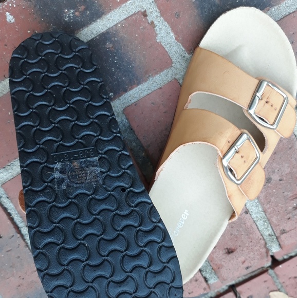 Two strap sandals /Camel tan color /Forever Sz 8 - Picture 2 of 4